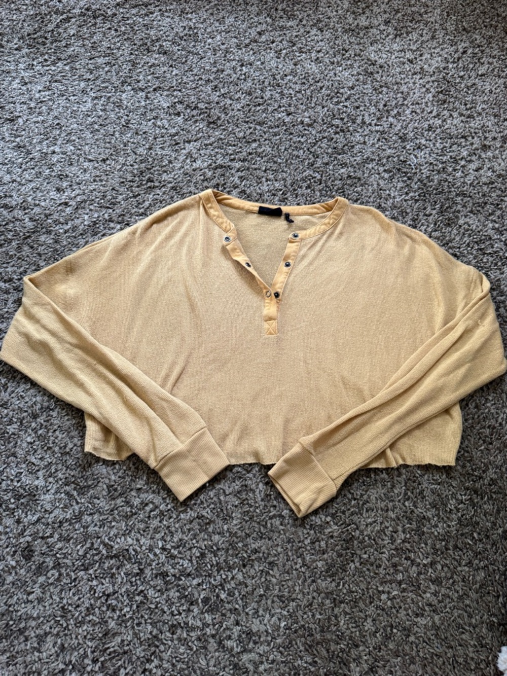 Urban Outfitters Cropped Henley Top in Light Mustard Yellow